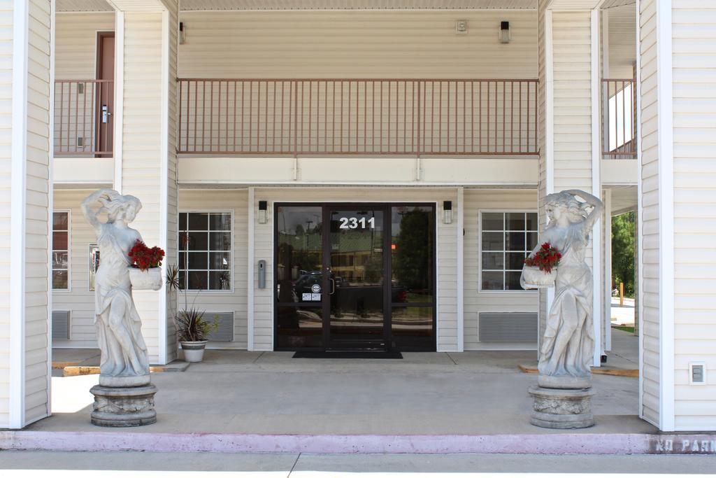 Carom Inn Denham Springs-Batonrouge Dış mekan fotoğraf