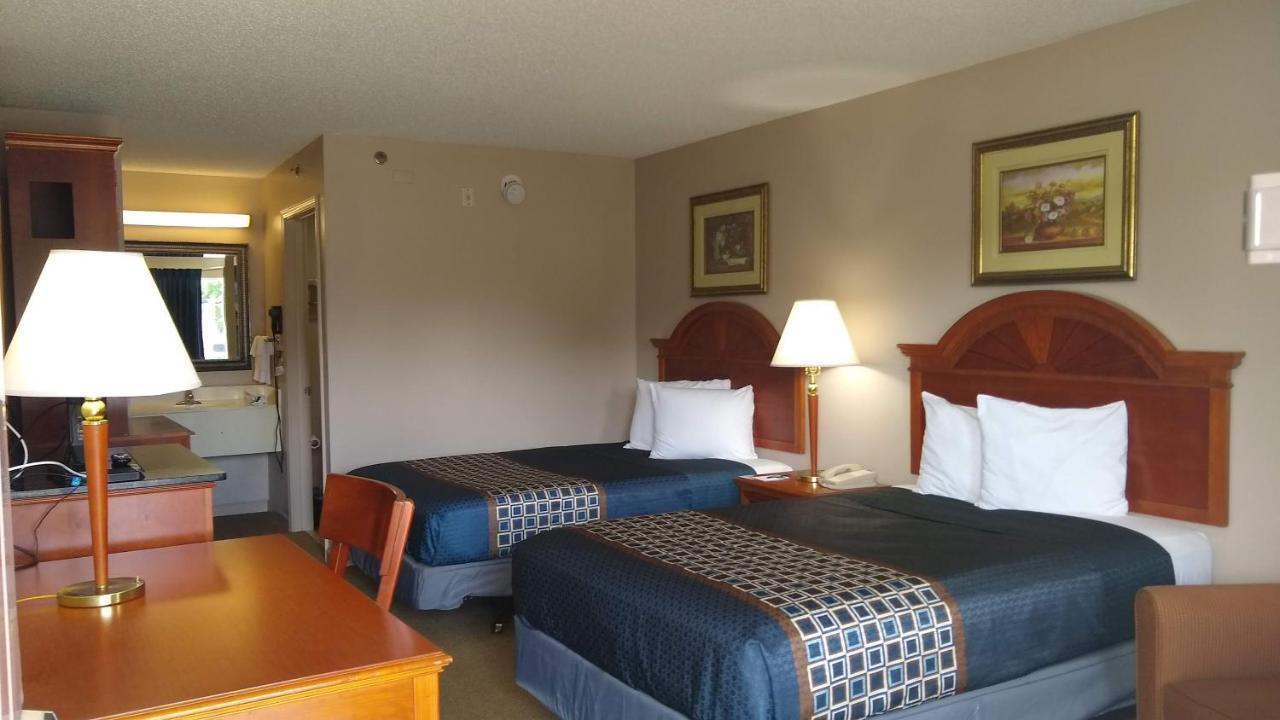 Carom Inn Denham Springs-Batonrouge Dış mekan fotoğraf